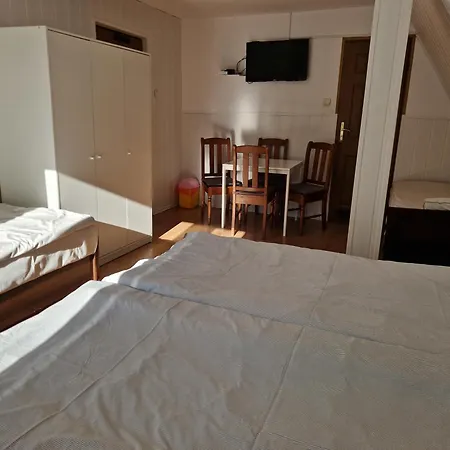 Przystanek Podgorze Affittacamere 3*